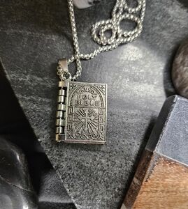 Men's Silver Lords Prayer Bible Pendant